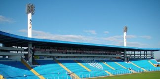 estádio da ressacada, do avaí, com as arquibancadas vazias