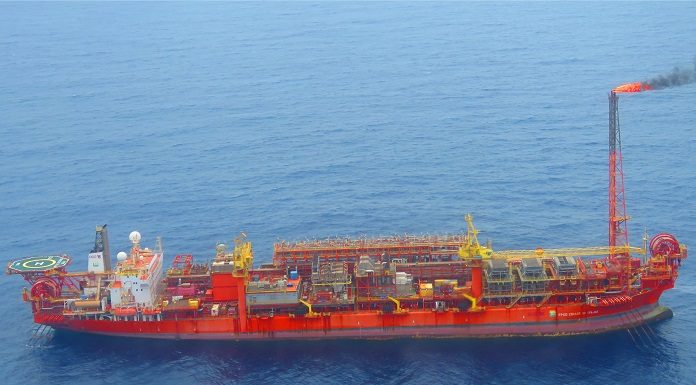 O navio-plataforma FPSO Cidade de Itajaí - Foto: Marinha do Brasil/Divulgação