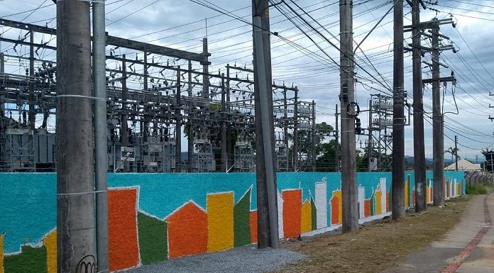 Segundo a Celesc no auge das ocorrências foram quase 60 mil unidades sem energia elétrica - Foto: Celesc/Divulgação