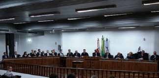 tribunal do júri popular em sc condena 3 em cada 4