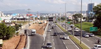 aberta a terceira faixa da via expressa sentido florianópolis - foto lucas cervenka csc