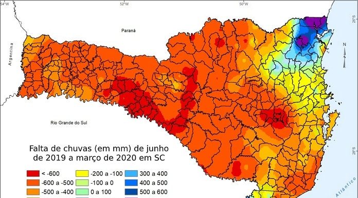 mapa de sc mostrando escala de cor conforme falta de precipitações; quase estado inteiro abaixo da média