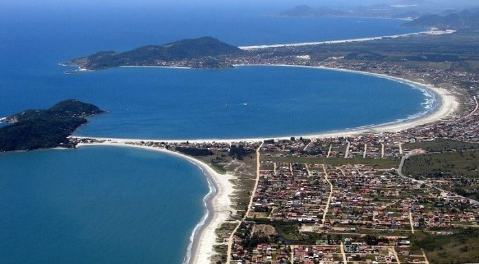 Palhoça: foto aérea das praias de araçatuba, ponta do papagaio, pinheira e guarda do embaú