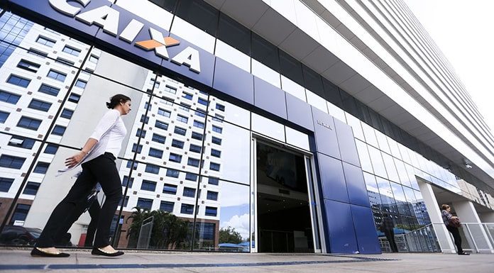 Frente de agência da Caixa Econômica Federal