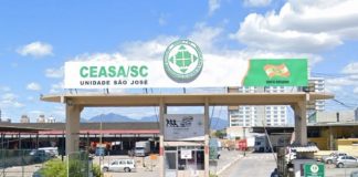 pórtico de entrada da ceasa de são josé com nome por extenso