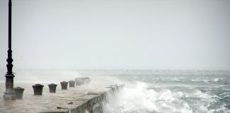 clima para amanha previsao do tempo vendaval mar agitado ciclone nuvens