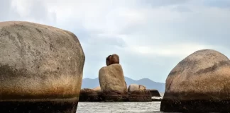 Clima para amanhã em SC: tempo quente com nuvens - pedras de itaguaçu