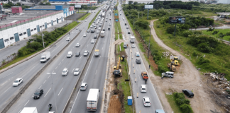 Obras na terceira faixa da BR 101