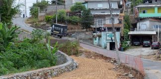 traçado da rua elias merise em obras