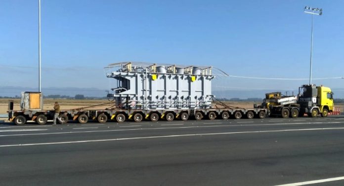 Transporte de transformador a partir de Palhoça impacta trânsito na BR-101 em duas noites