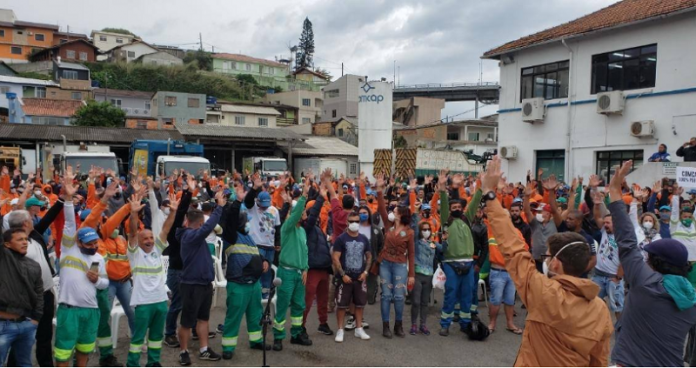 Comcap entra em greve contra terceirização da coleta de lixo em Florianópolis