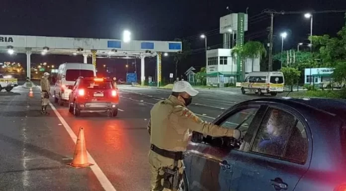 Blitz da Lei Seca em Florianópolis flagra 36 dirigindo alcoolizados