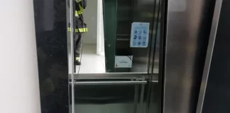 Queda de elevador no Centro de Florianópolis deixa 9 feridos