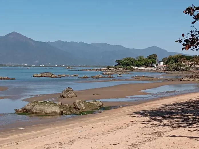 Ponta de Baixo e Serra do Tabuleiro