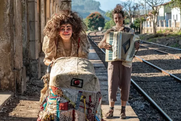 Largo da Catedral será palco do espetáculo 'Raiow Rainhas!', do grupo Rainhas do Radiador, às 19h30 de sexta