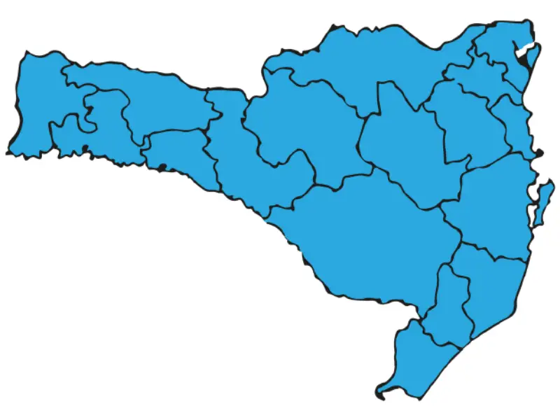 Matriz de risco potencial regionalizado aponta todas as 17 regiões de saúde no nível moderado (azul)