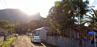 Rua Santilho Antônio Ignacio, no bairro São Sebastião, em Palhoça