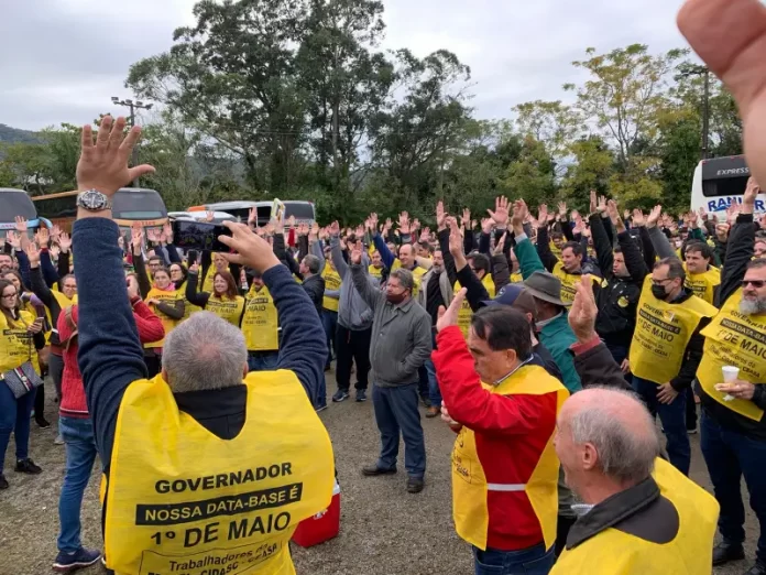 Trabalhadores das estatais rurais pedem reajuste