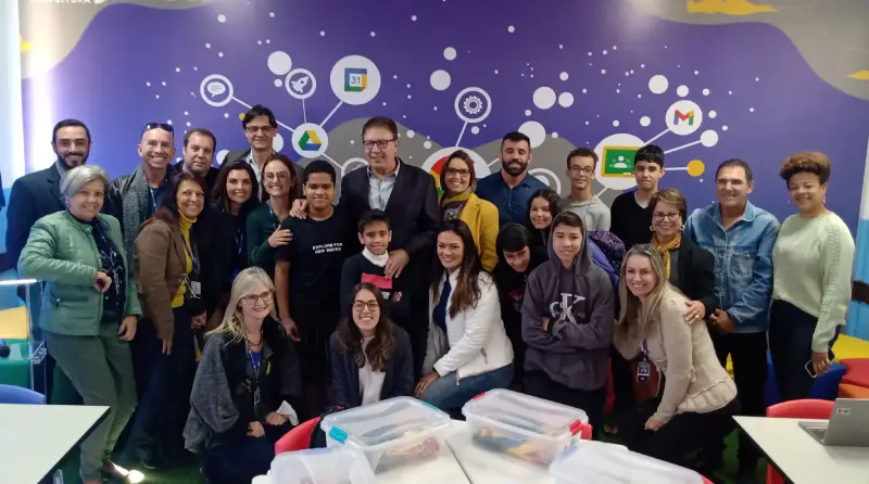 inauguração do segundo Laboratório Google, na escola municipal do bairro São Luís