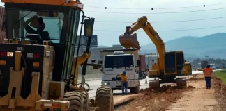 Obra de duplicação com dinheiro do Estado na BR-470 em Navegantes