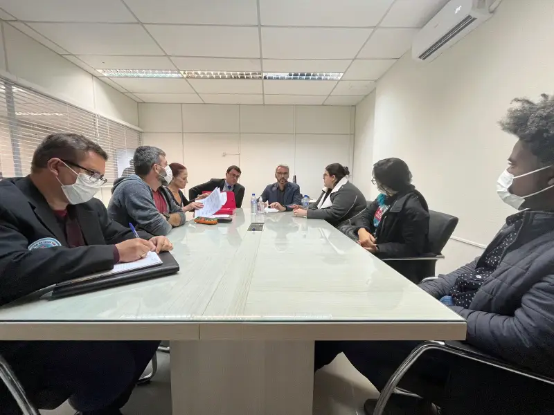 prefeitura e servidores se reuniram para debater negociação para fim da greve em são josé