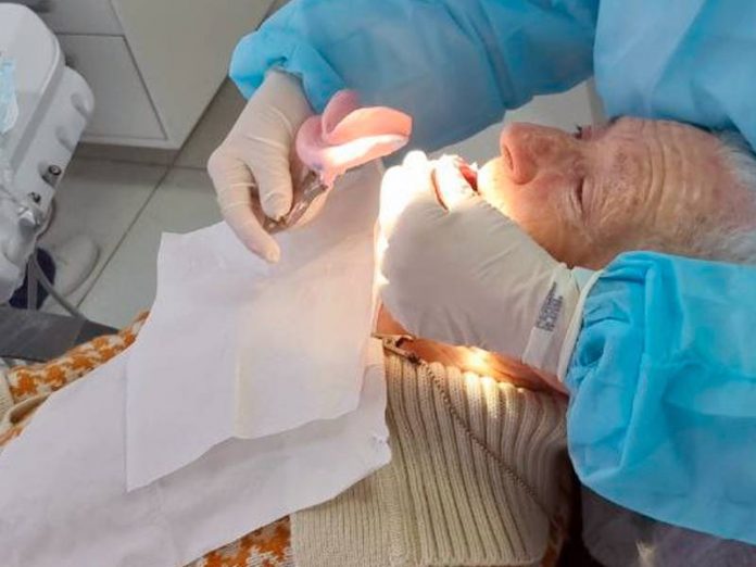 Laboratórios de Próteses Dentárias de São José iniciam atendimentos