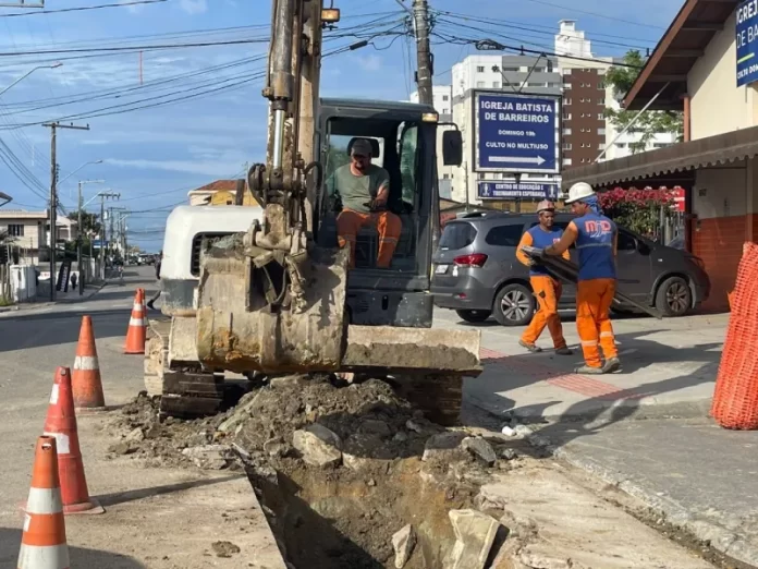 Casan alerta para atenção às obras da nova adutora entre São José e Biguaçu