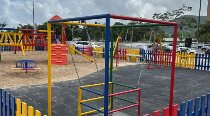 Prefeitura de Florianópolis inaugura Praça da Trindade