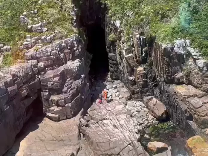 morte na trilha da caverna do pântano do sul