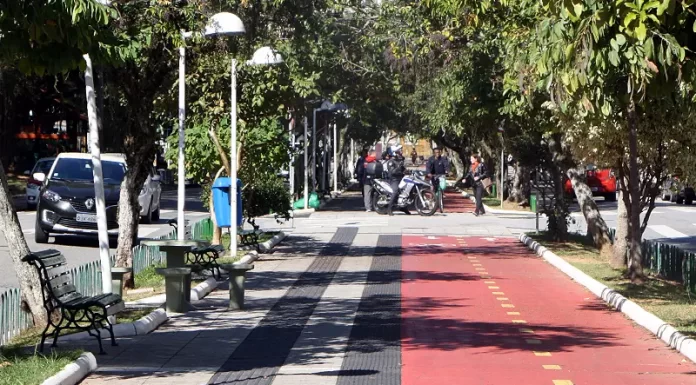 Calçadão da Av. Hercílio Luz, em Florianópolis