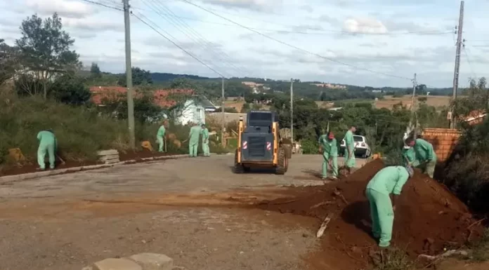 Trabalho externo de presos em SC