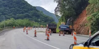 BR-376 é novamente interditada na Serra do Mar nesta segunda-feira