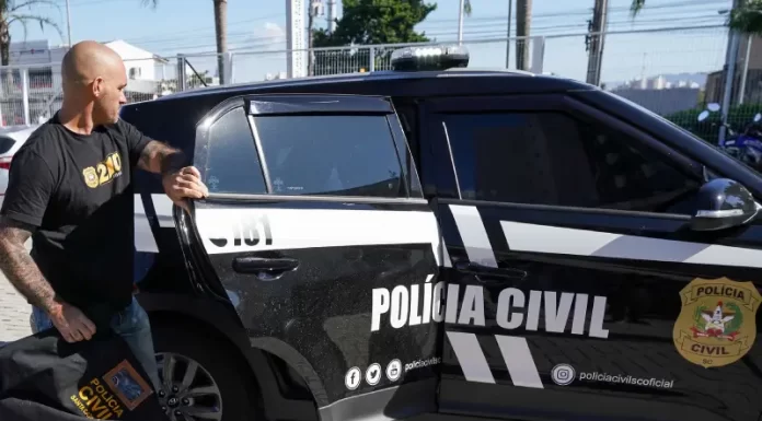 Polícia Civil apreende adolescentes que fazem ameaças na internet contra escolas