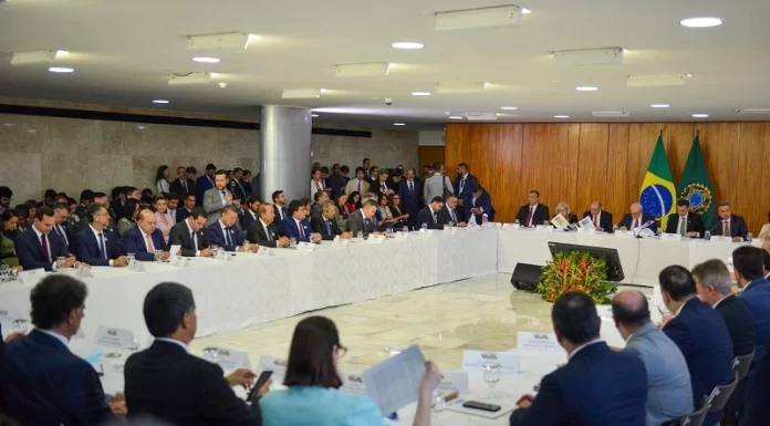 Reunião em Brasília com governadores e presidente sobre violência nas escolas