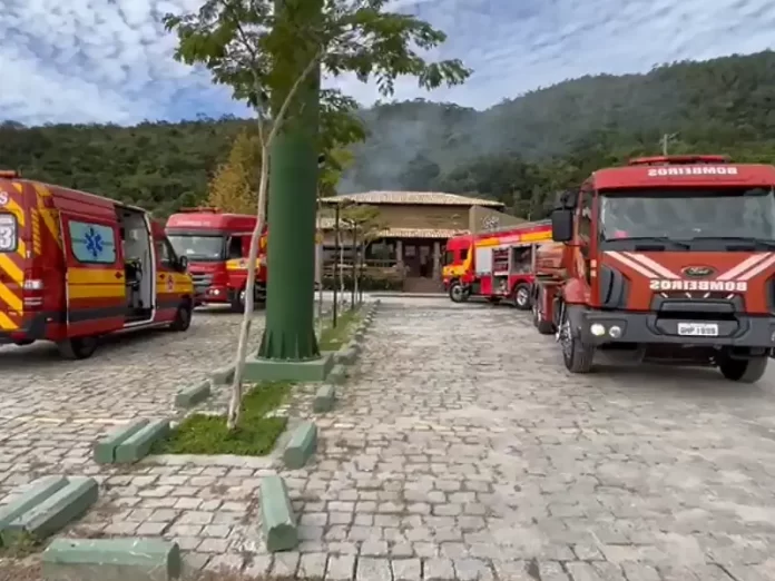 Restaurante na SC-401 é evacuado após princípio de incêndio