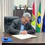 Ceron retorna ao cargo de prefeito de Lages após prisão na Mensageiro