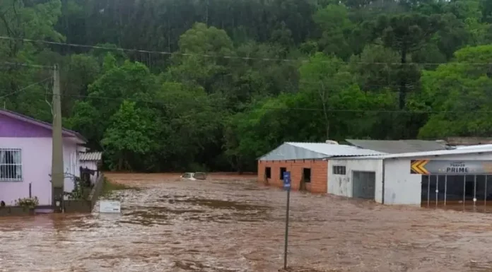 Alagamento em Erval Velho