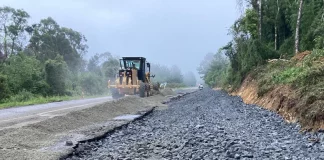 Obra emergencial na BR-282 em Alfredo Wagner