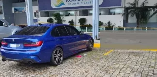 BMW onde estavam jovens que morreram após parada cardiorrespiratória