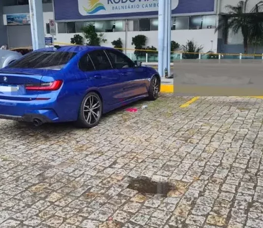 BMW onde estavam jovens que morreram após parada cardiorrespiratória