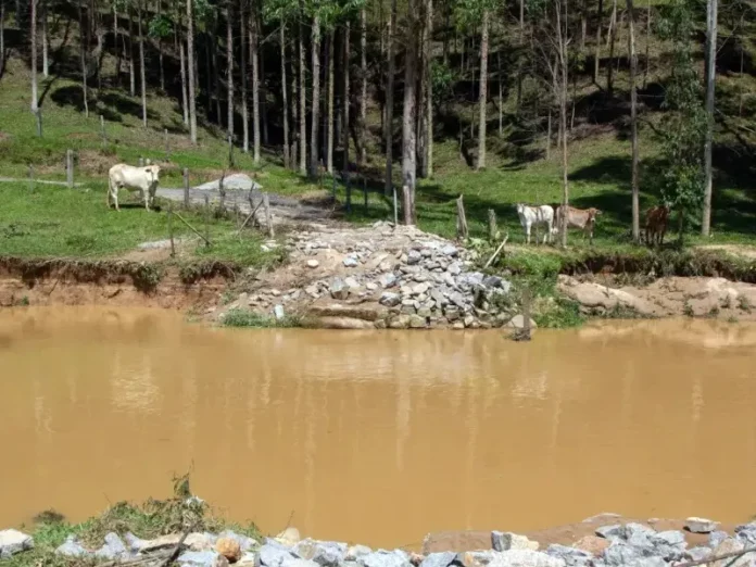 Ponte do bairro Colônia Santana será reconstruída