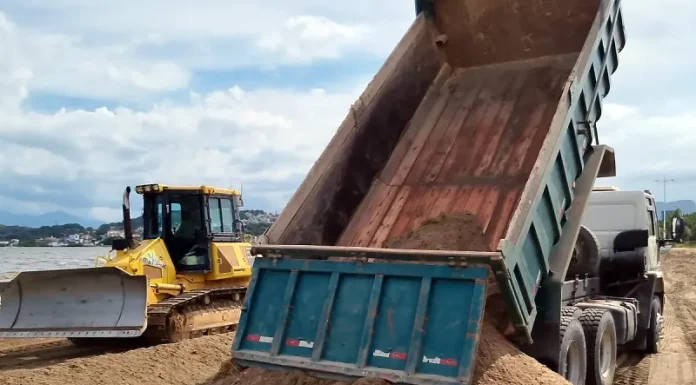 Beira-Mar de São José contará com 7 novas quadras de areia