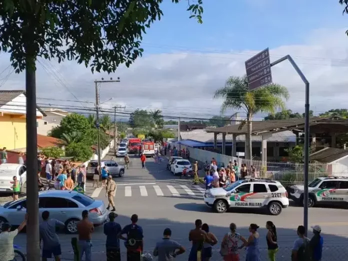 Execução a tiros em frente a uma creche de Indaial