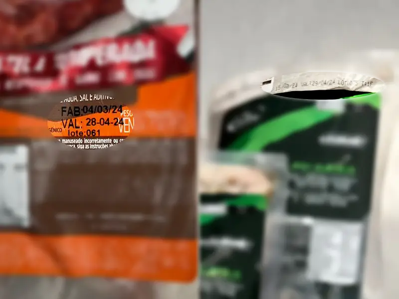 Pacotes de carnes vencidas encontrados em supermercados de São José