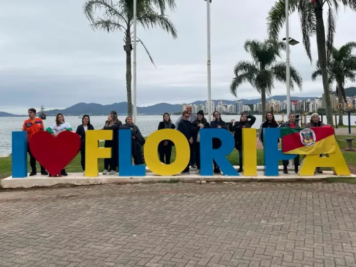 Profissionais de saúde de FLorianópolis vão auxiliar Rio Grande do Sul