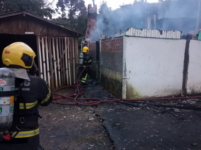 Incêndio em Alfredo Wagner resulta na morte de criança